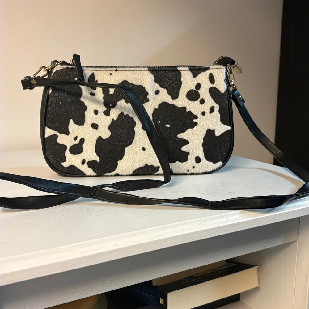 Cow print purse - Picture 3 of 5